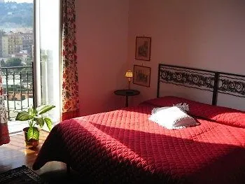 לינה וארוחת בוקר Napolicentro Mare - Sea View & 4*