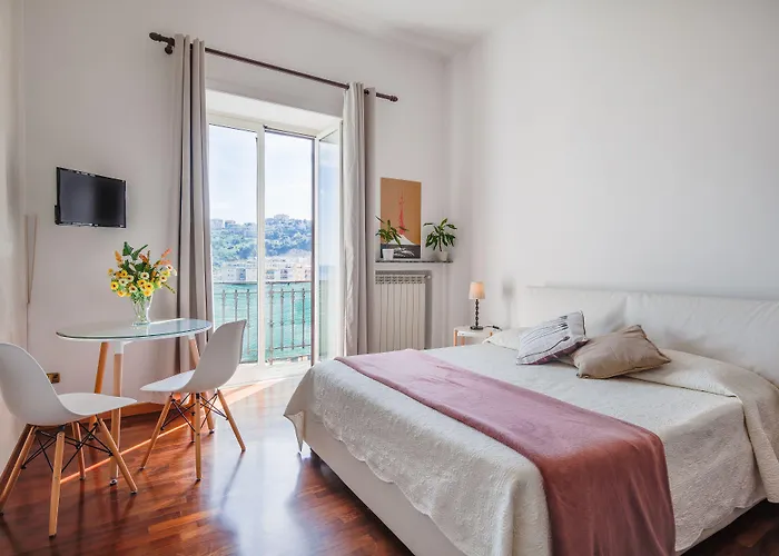 Napolicentro Mare - Sea View & 4*