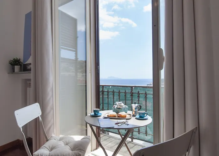 Napolicentro Mare - Sea View & 4*