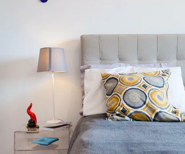 Napolicentro Mare - Sea View & Frühstückspension 4*