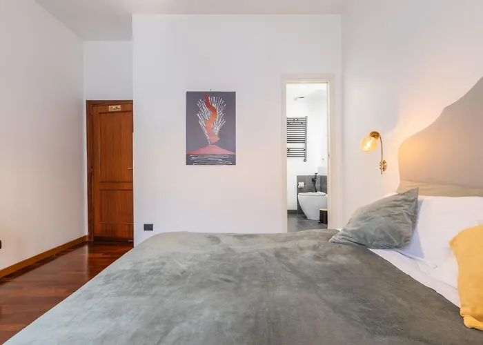 Napolicentro Mare - Sea View & Bed and Breakfast