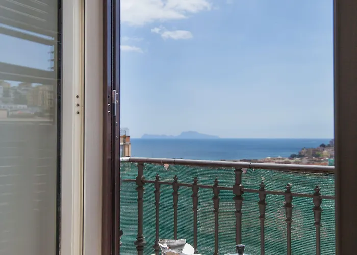 Napolicentro Mare - Sea View & 4*